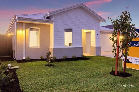 Property photo of 8 Waskerly Place Aveley WA 6069