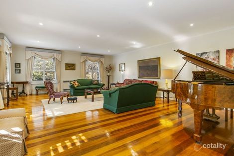 Property photo of 28 Bruarong Crescent Frankston South VIC 3199