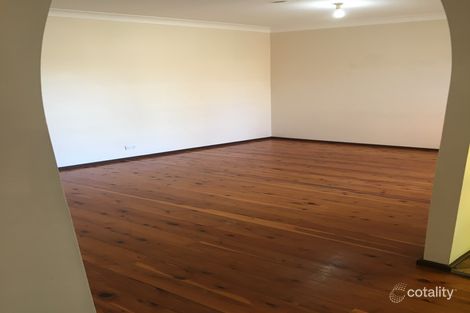 Property photo of 8 Gympie Place Wakeley NSW 2176