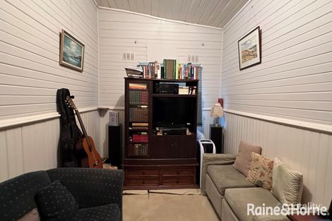 Property photo of 18 Harold Street Bellevue WA 6056