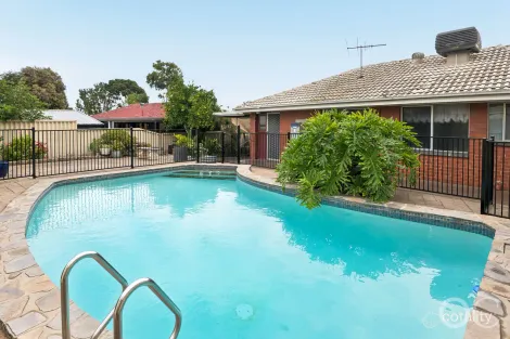 Property photo of 32 Pembroke Drive Reynella SA 5161
