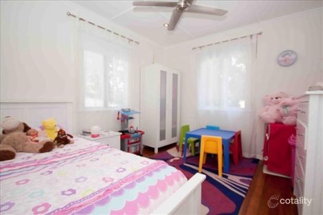 Property photo of 143 Sibley Road Wynnum West QLD 4178