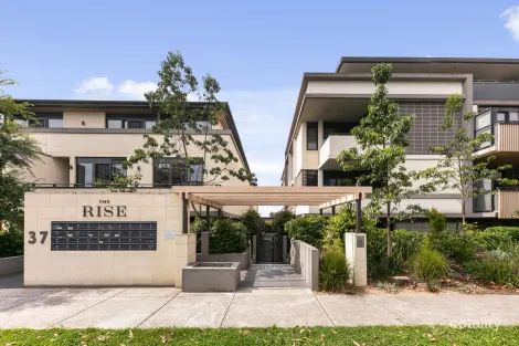 207/37 Churchill St, Doncaster East, VIC 3109