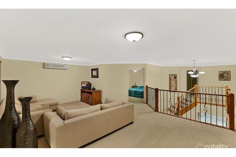 Property photo of 10 Blue Crane Close Tumbi Umbi NSW 2261