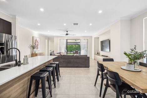 Property photo of 55 Noble Circuit Onkaparinga Heights SA 5163