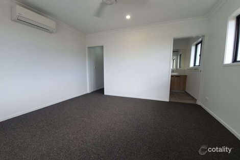 Property photo of 8 Arnold Court Cannonvale QLD 4802