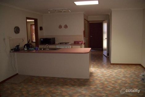 Property photo of 30 Ralph Crescent Hampton Park VIC 3976