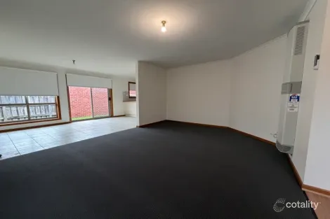 Property photo of 10/19 Mons Parade Noble Park VIC 3174