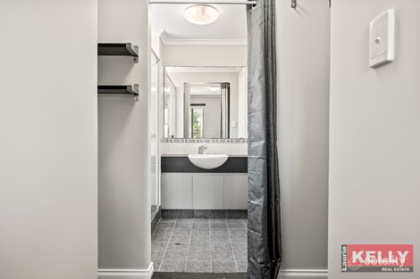 Property photo of 44 McGuigan Circle Redcliffe WA 6104