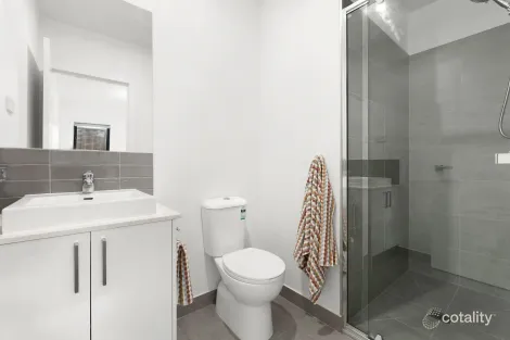 Property photo of 2/6 Gladstone Parade Glenroy VIC 3046