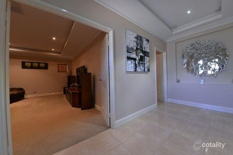 Property photo of 16 Archimedes Crescent Tapping WA 6065