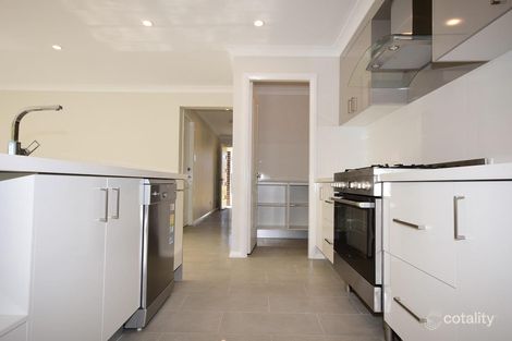 Property photo of 6 Haywood Drive Orange NSW 2800