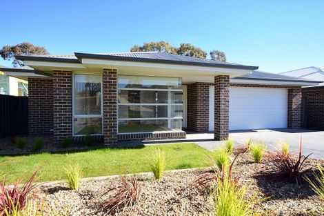 Property photo of 6 Haywood Drive Orange NSW 2800