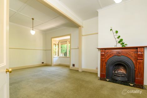 Property photo of 4 Doveton Crescent Soldiers Hill VIC 3350