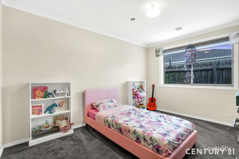 Property photo of 4 Sunderland Way Melton West VIC 3337