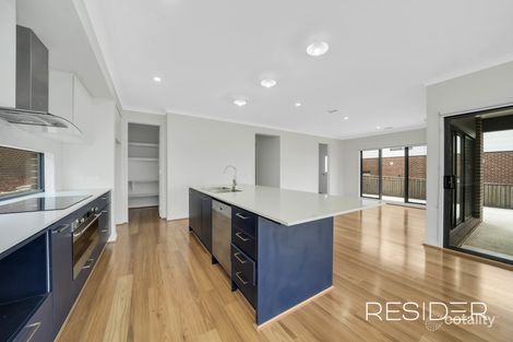 Property photo of 11 Onslow Way Mernda VIC 3754