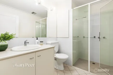 Property photo of 3 Langdon Road Caulfield North VIC 3161