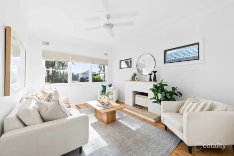 Property photo of 61 Essilia Street Collaroy Plateau NSW 2097