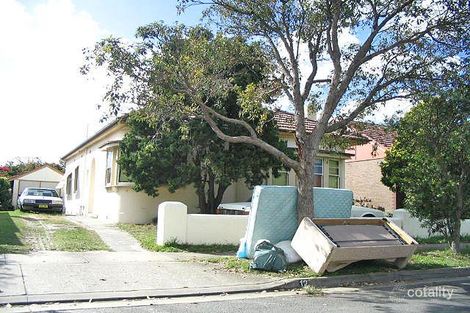 Property photo of 12 Carinya Avenue Brighton-Le-Sands NSW 2216