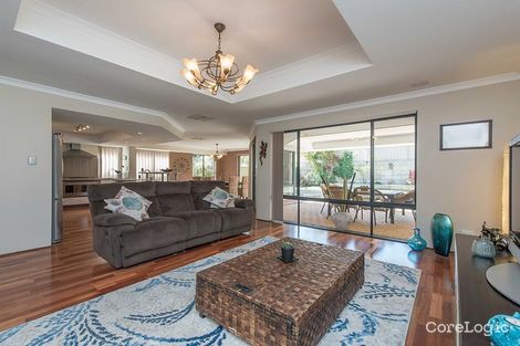 Property photo of 11 Carlow Way Darch WA 6065