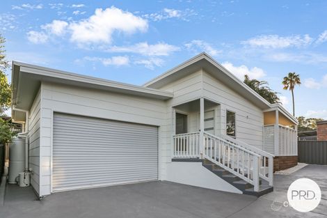 Property photo of 26 Kurrawa Crescent Koonawarra NSW 2530