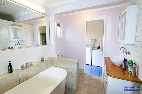 Property photo of 17 Crampton Drive Woodford QLD 4514