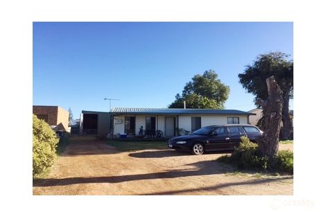 46 Lesueur Dr, Jurien Bay, WA 6516