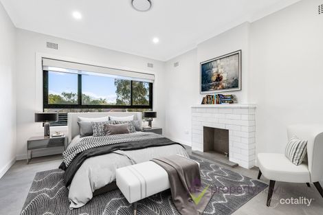 Property photo of 10 Kingsway Kingsgrove NSW 2208