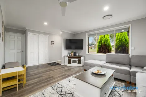 Property photo of 10 Chisholm Court Raymond Terrace NSW 2324