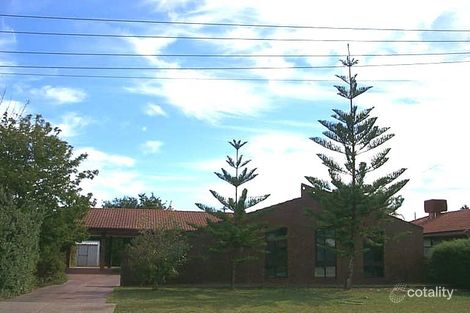 Property photo of 15 Lyndhurst Crescent Ferndale WA 6148