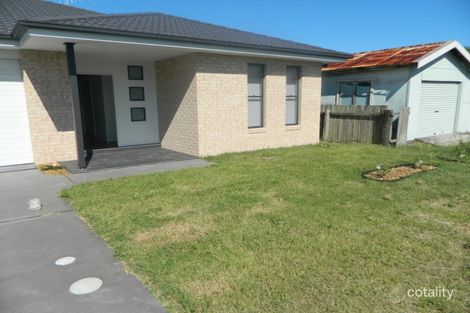 17 Bent St, Tuncurry, NSW 2428