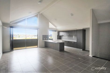 Property photo of 21/24 Healesville Loop Craigieburn VIC 3064