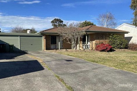 4 Emma Ct, Berwick, VIC 3806
