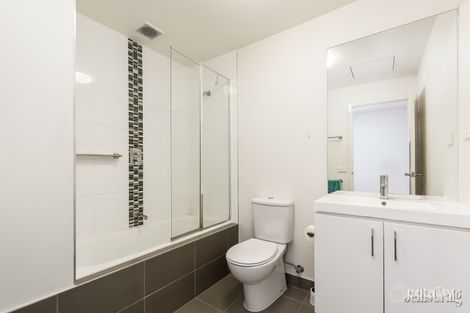 Property photo of 6 Lomandra Walkway Brunswick East VIC 3057