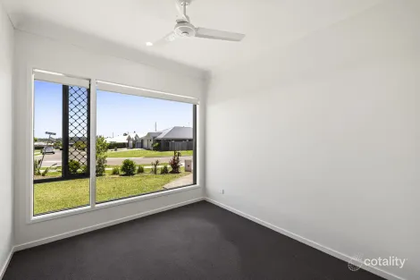 Property photo of 61 Ace Drive Glenvale QLD 4350