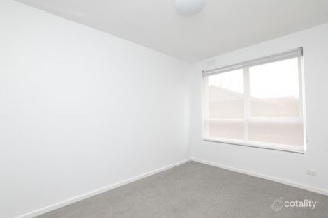 Property photo of 4/27 Lillimur Road Ormond VIC 3204