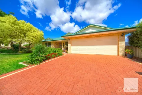 Property photo of 3 Ashkey Boulevard Yakamia WA 6330