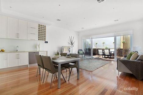 Property photo of 2/22A Violet Street Essendon VIC 3040