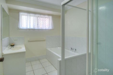 Property photo of 27 Oldbury Place Forest Lake QLD 4078