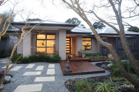 Property photo of 14 Elgin Street Berwick VIC 3806