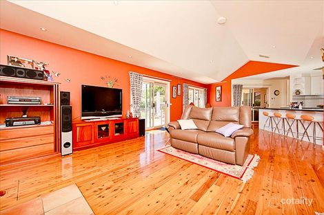 Property photo of 6 Melaleuca Place Jerrabomberra NSW 2619