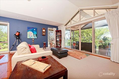 Property photo of 6 Melaleuca Place Jerrabomberra NSW 2619
