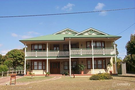 130 Esplanade, Point Vernon, QLD 4655