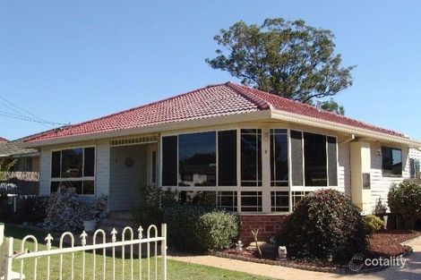 Property photo of 1 Huxley Place Colyton NSW 2760