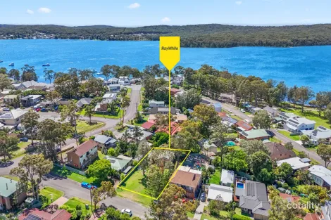 11 MOONAH PL, GWANDALAN, NSW 2259