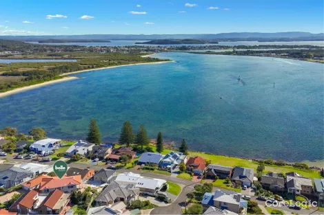 Property photo of 9 Diamond Close Swansea Heads NSW 2281