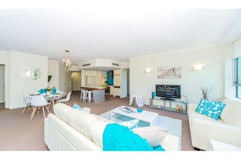 9t/20-28 Bayview St, Runaway Bay, QLD 4216