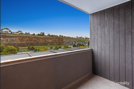 13 Grandvalley Dr, Keilor East, VIC 3033