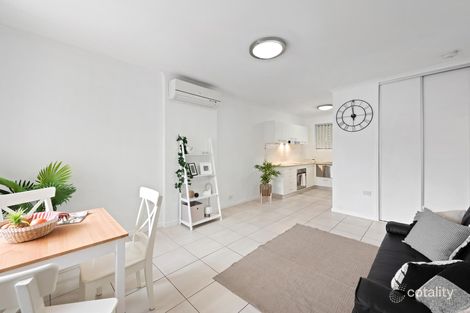 Property photo of 2/498 Wynnum Road Morningside QLD 4170