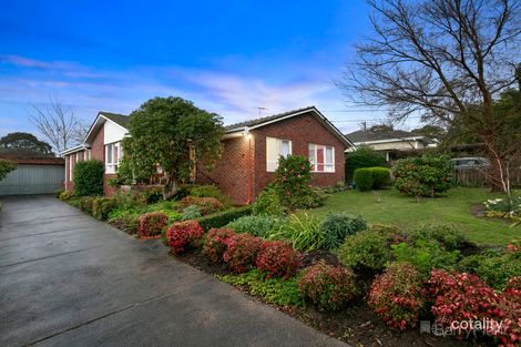 Property photo of 1 Araluen Drive Croydon VIC 3136